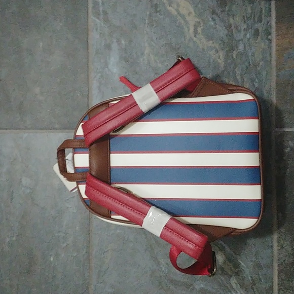 Stranger Things Scoops Ahoy Loungefly - Picture 2 of 2